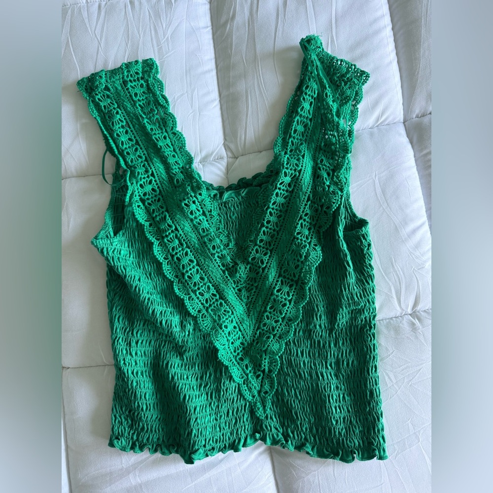 Oak and Trellis Lacey top